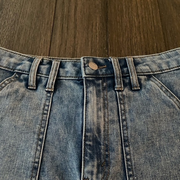 Wild Fable Women’s High Rise Denim Shorts. Size Small. Excellent condition. - Picture 3 of 7